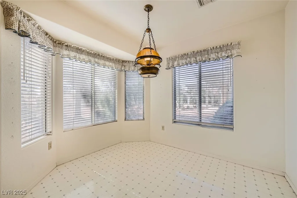 3104 Hayden, Las Vegas, NV 89134
