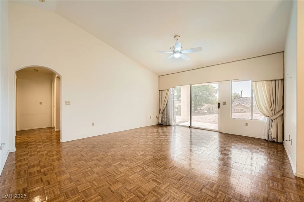 3104 Hayden, Las Vegas, NV 89134