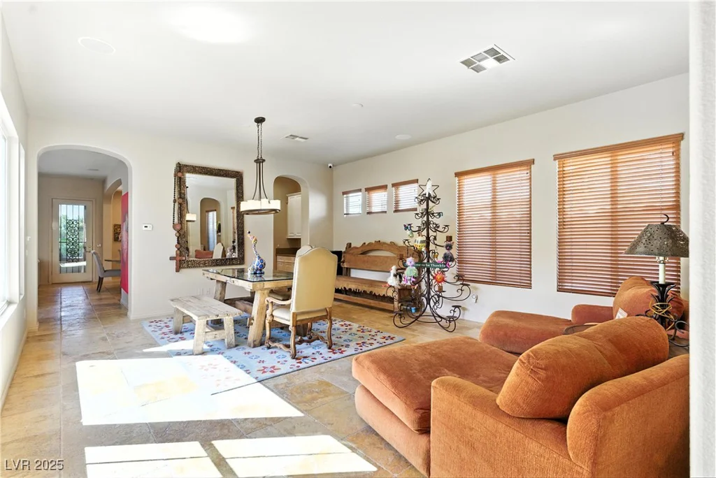 7427 Salvadora, Las Vegas, NV 89113