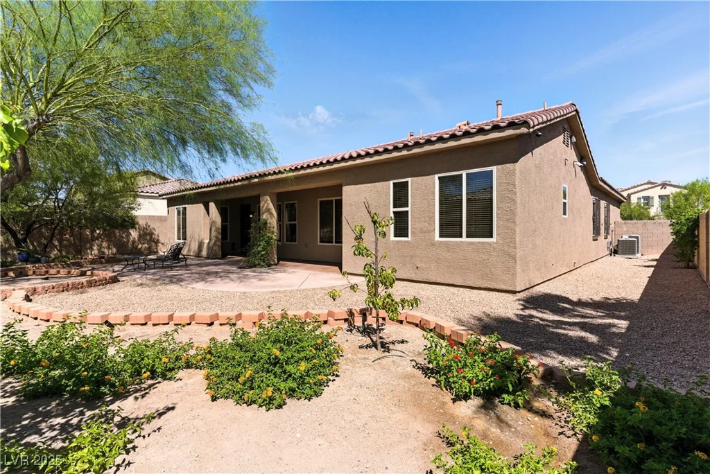 7427 Salvadora, Las Vegas, NV 89113