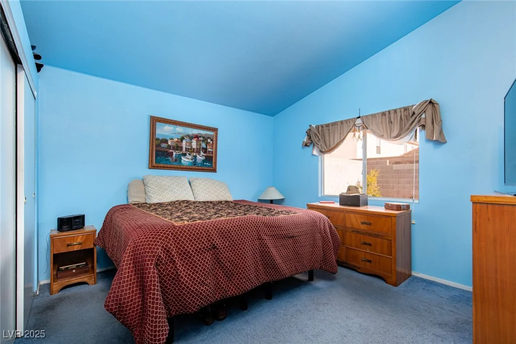 8468 Gilmore, Las Vegas, NV 89129