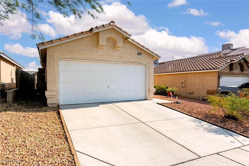 8468 Gilmore, Las Vegas, NV 89129