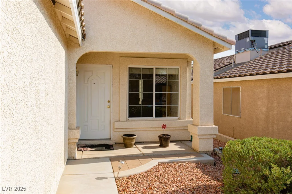 8468 Gilmore, Las Vegas, NV 89129