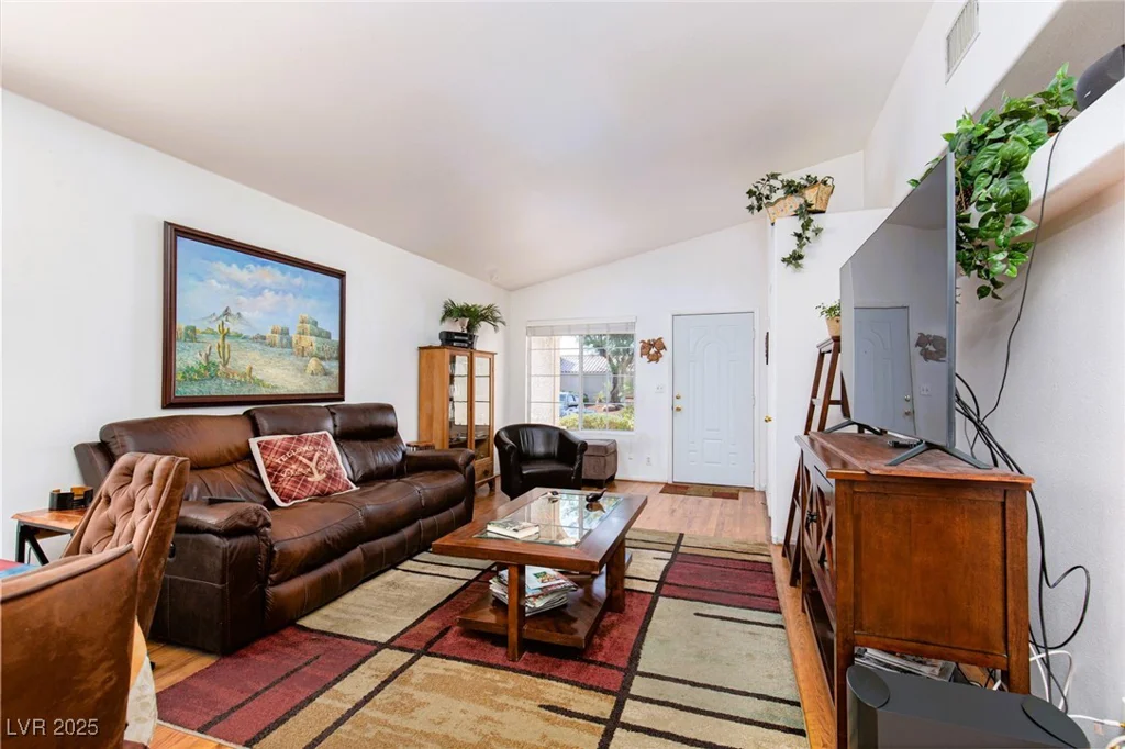 8468 Gilmore, Las Vegas, NV 89129