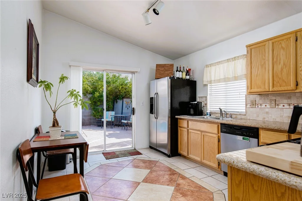 8468 Gilmore, Las Vegas, NV 89129