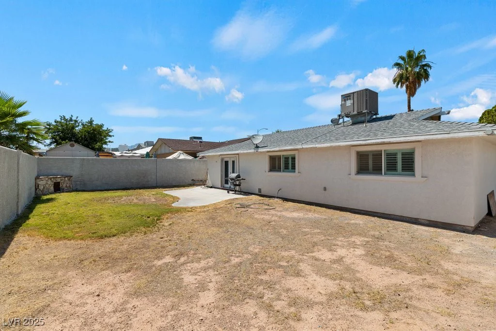 7221 Alta, Las Vegas, NV 89145