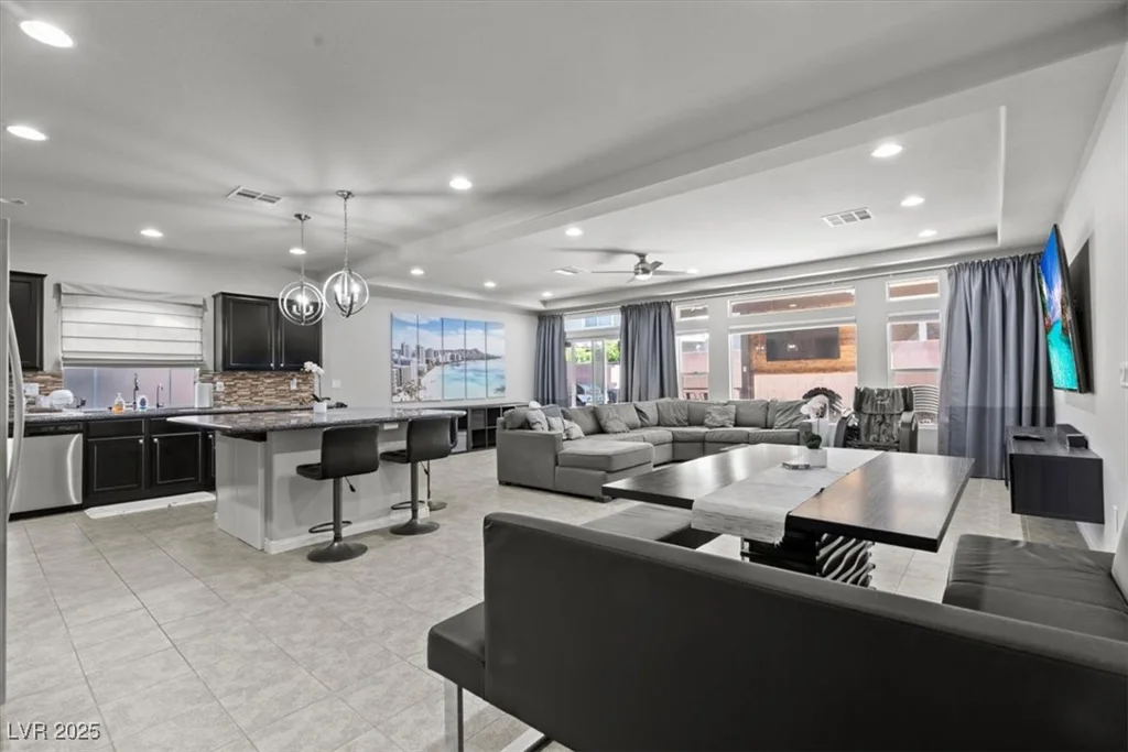 5697 Brimstone Hill, Las Vegas, NV 89141