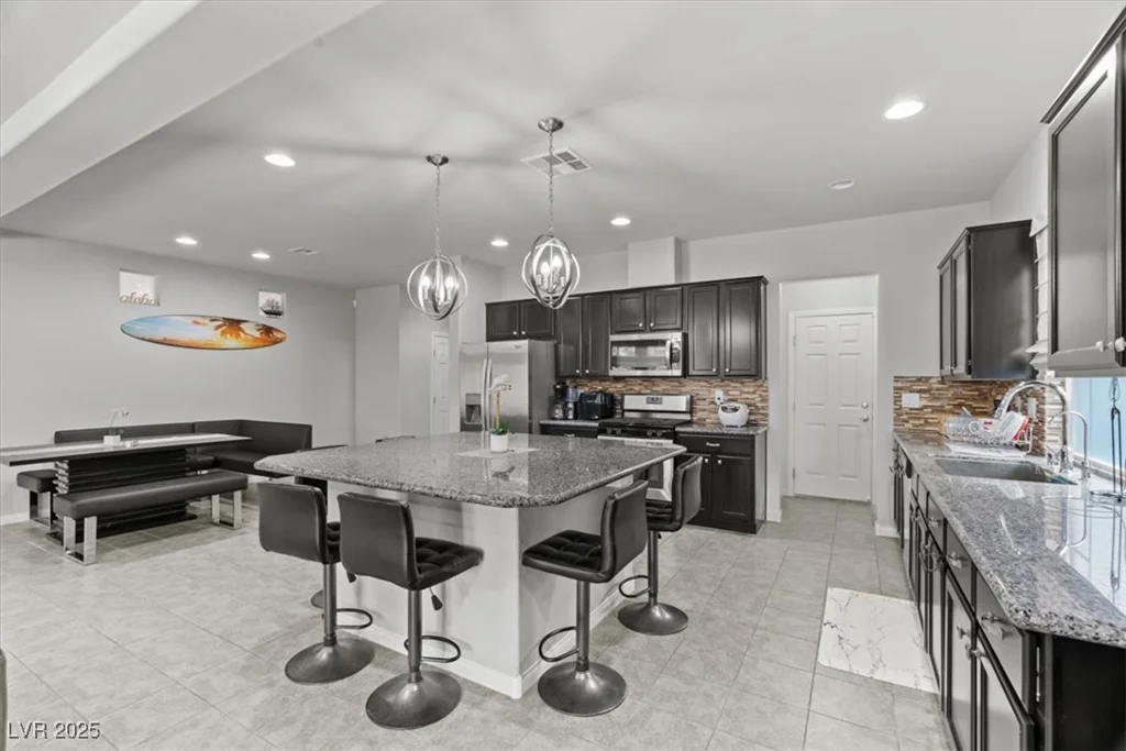 5697 Brimstone Hill, Las Vegas, NV 89141