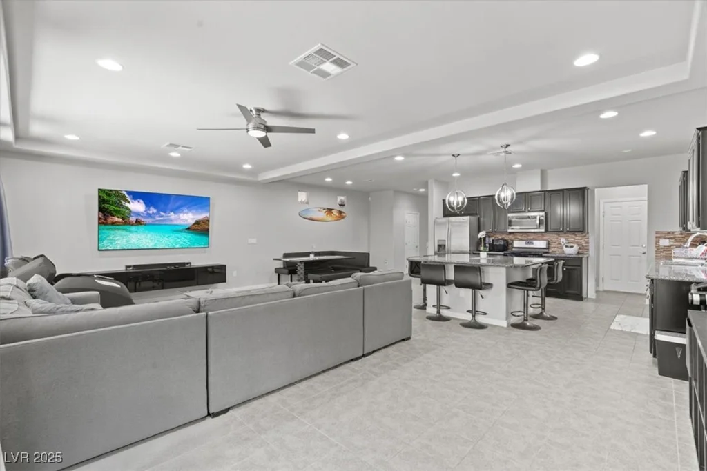 5697 Brimstone Hill, Las Vegas, NV 89141