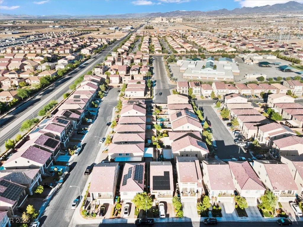 5697 Brimstone Hill, Las Vegas, NV 89141
