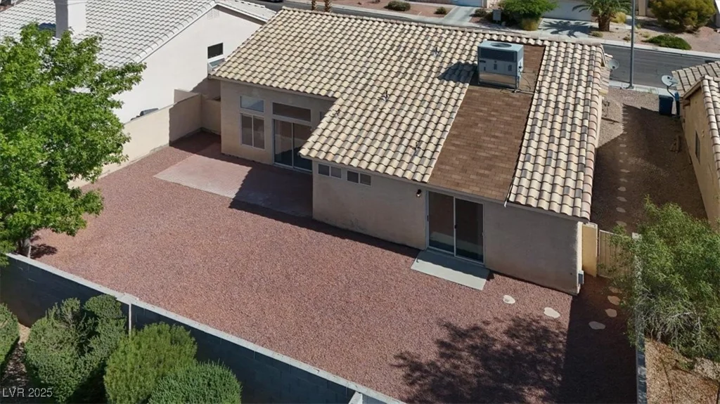 7737 White Grass, Las Vegas, NV 89131