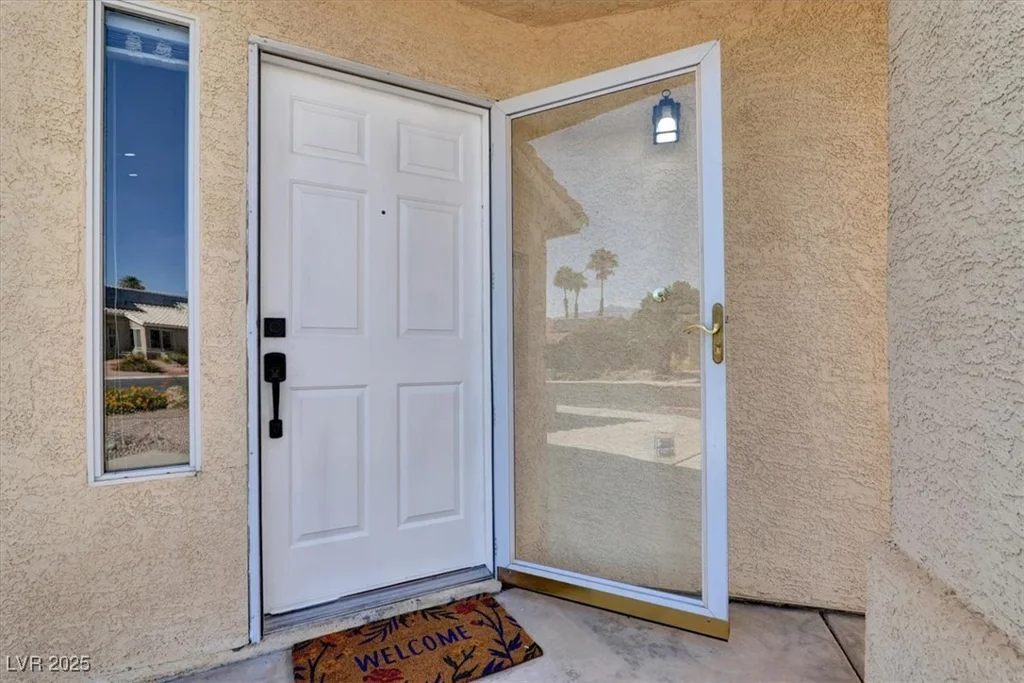 7737 White Grass, Las Vegas, NV 89131
