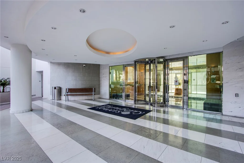 222 Karen, Las Vegas, NV 89109