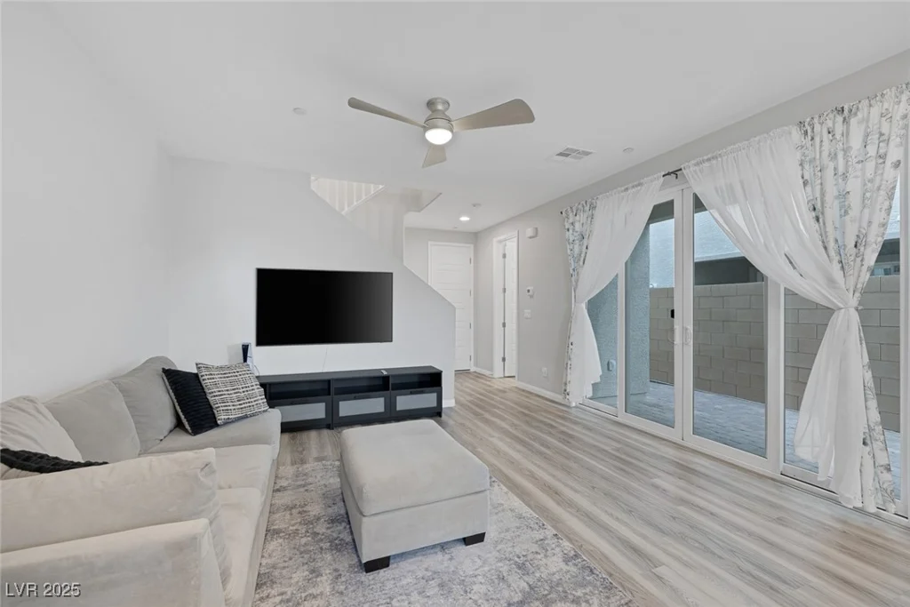 716 Last Dance, Henderson, NV 89011