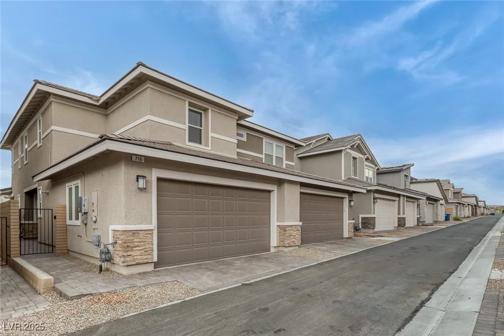 716 Last Dance, Henderson, NV 89011