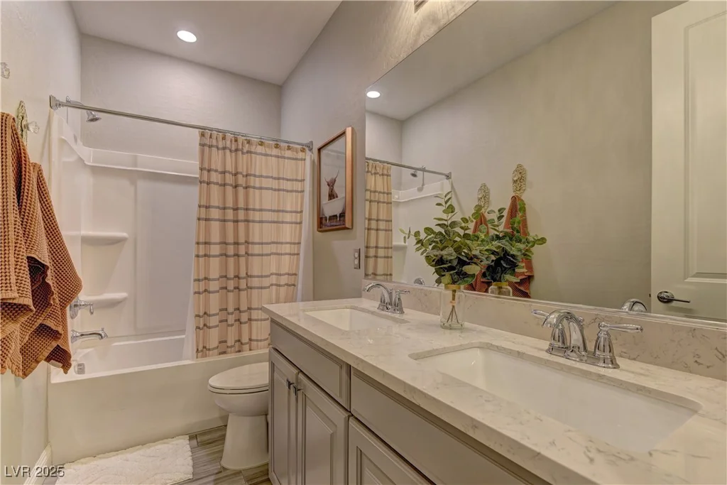 9964 Peaceful Peaks, Las Vegas, NV 89166