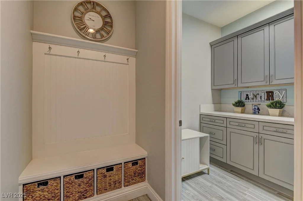 9964 Peaceful Peaks, Las Vegas, NV 89166