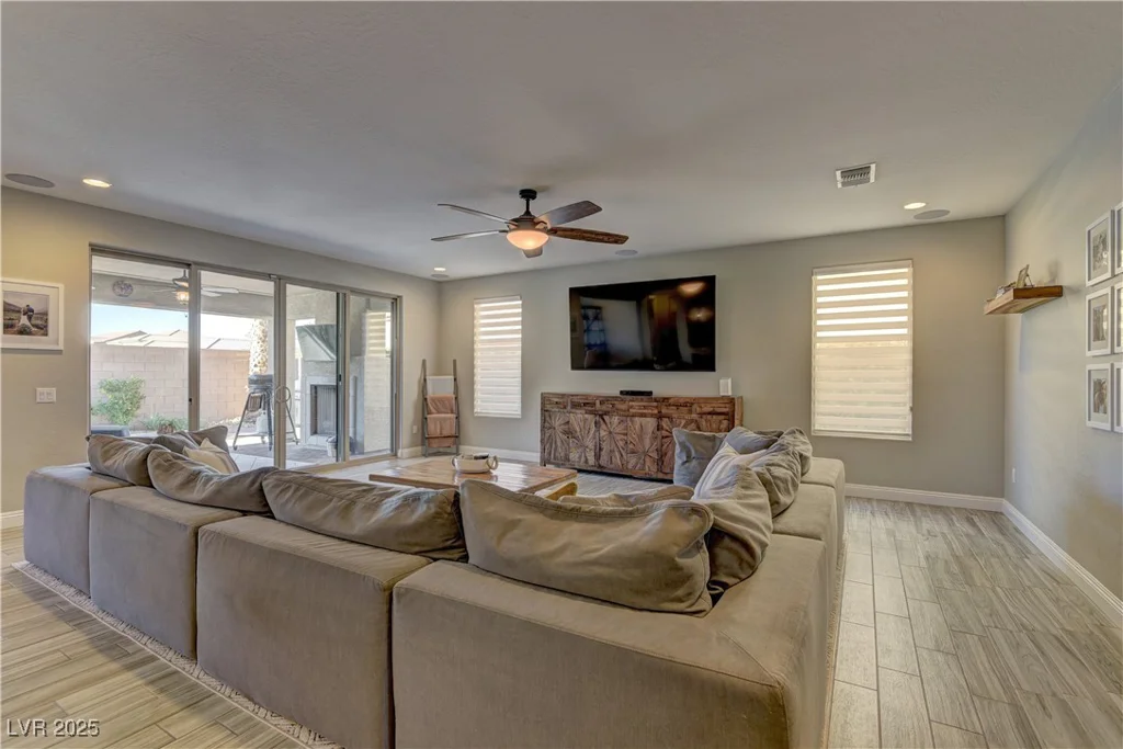 9964 Peaceful Peaks, Las Vegas, NV 89166