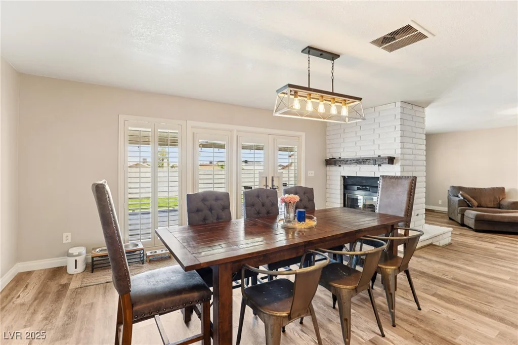855 Vermillion, Henderson, NV 89002