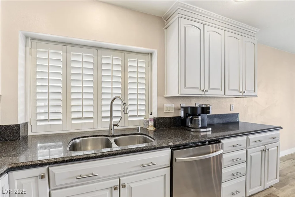 855 Vermillion, Henderson, NV 89002