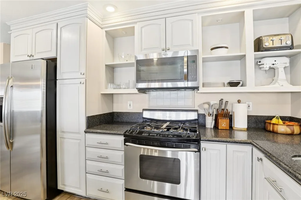 855 Vermillion, Henderson, NV 89002
