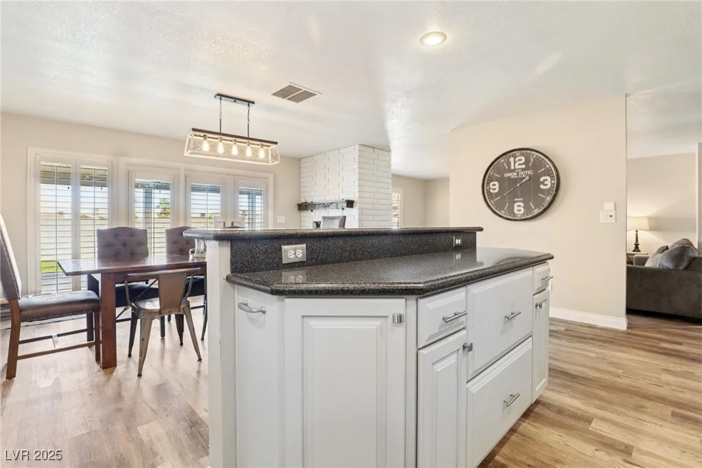 855 Vermillion, Henderson, NV 89002