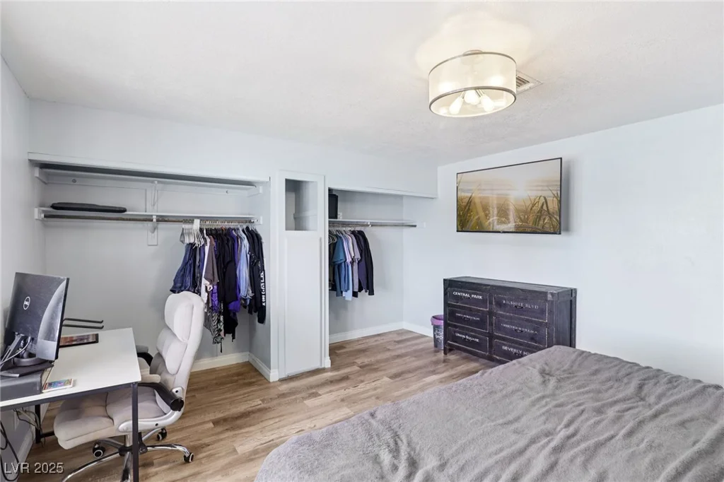 855 Vermillion, Henderson, NV 89002