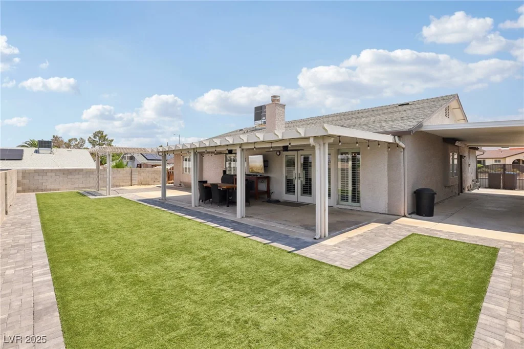 855 Vermillion, Henderson, NV 89002