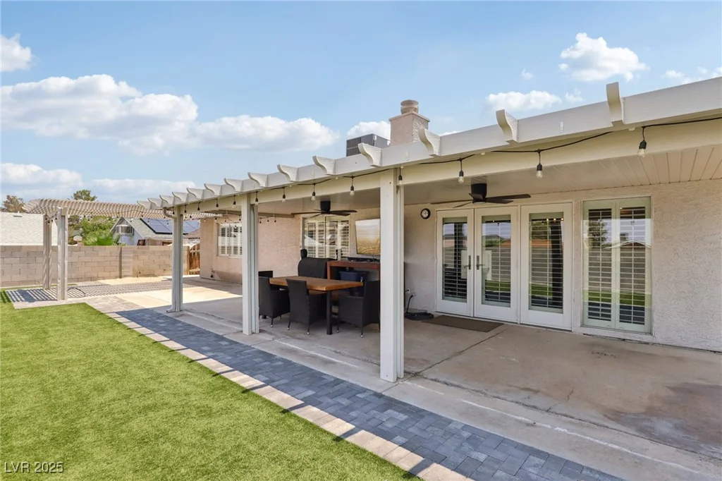 855 Vermillion, Henderson, NV 89002