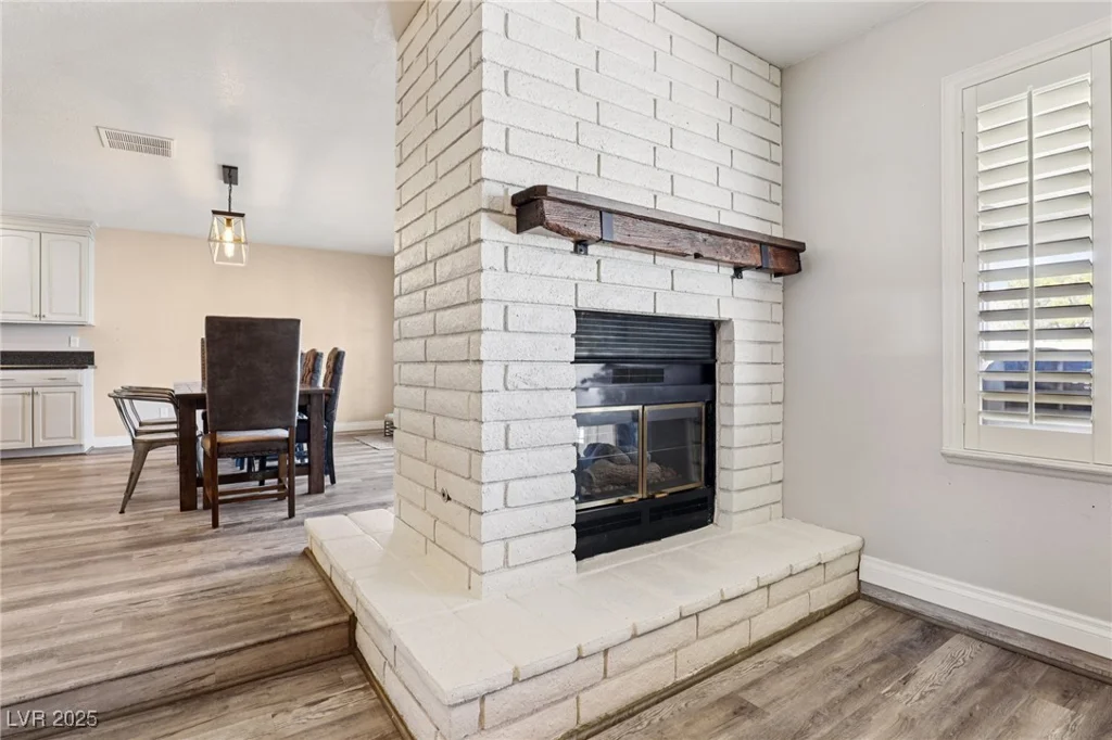 855 Vermillion, Henderson, NV 89002