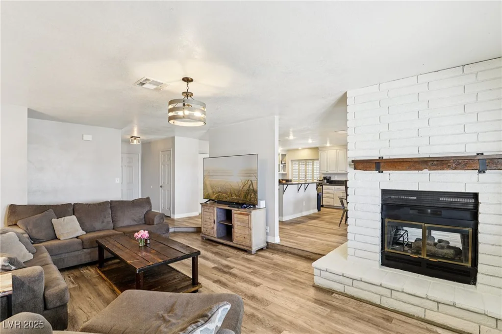 855 Vermillion, Henderson, NV 89002