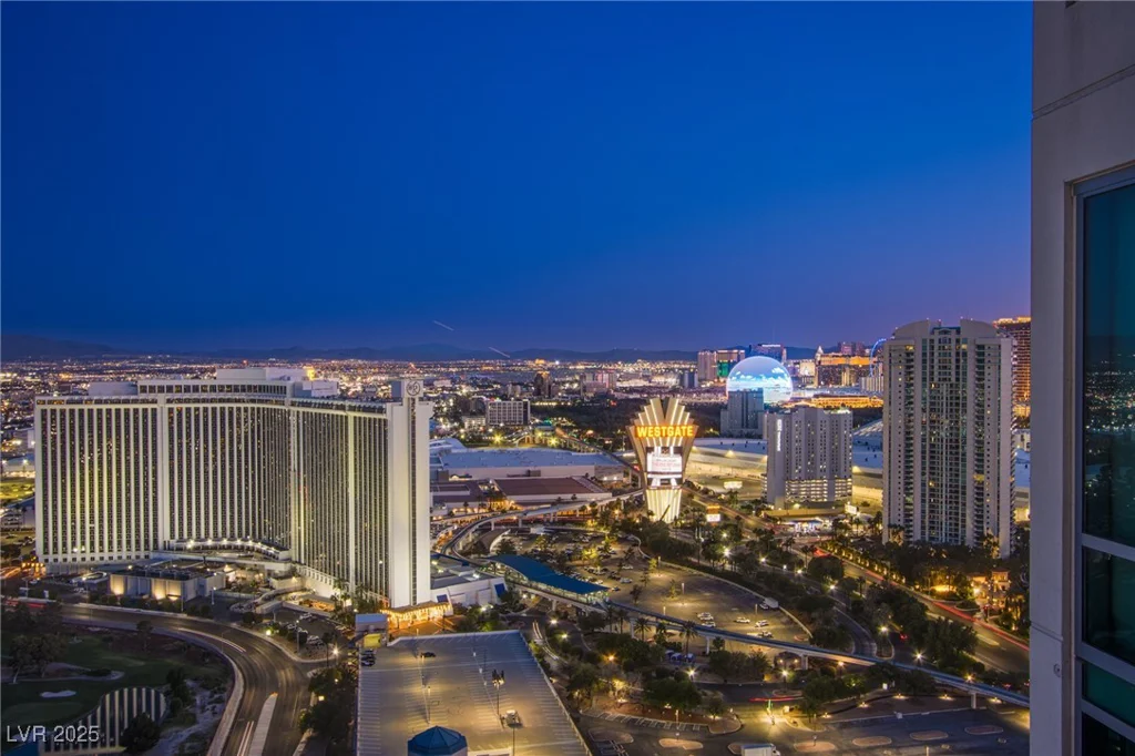 322 Karen, Las Vegas, NV 89109