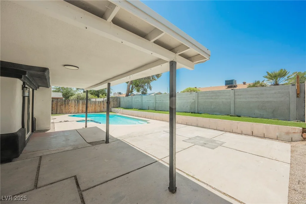 716 Vincent, Las Vegas, NV 89145