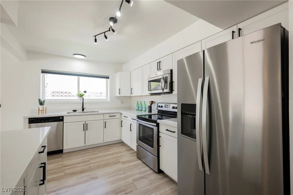 716 Vincent, Las Vegas, NV 89145