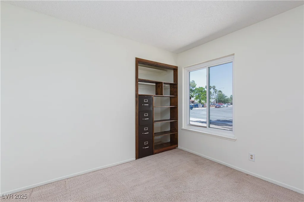 2157 McCoig, Las Vegas, NV 89119