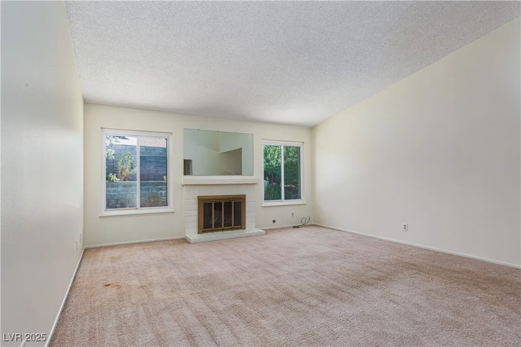 2157 McCoig, Las Vegas, NV 89119