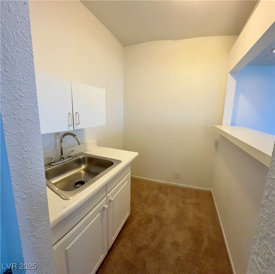 913 Bonita, Las Vegas, NV 89104