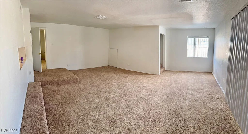 913 Bonita, Las Vegas, NV 89104