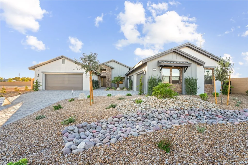 9261 Fountain Creek, Las Vegas, NV 89139