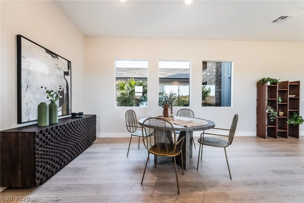 9261 Fountain Creek, Las Vegas, NV 89139