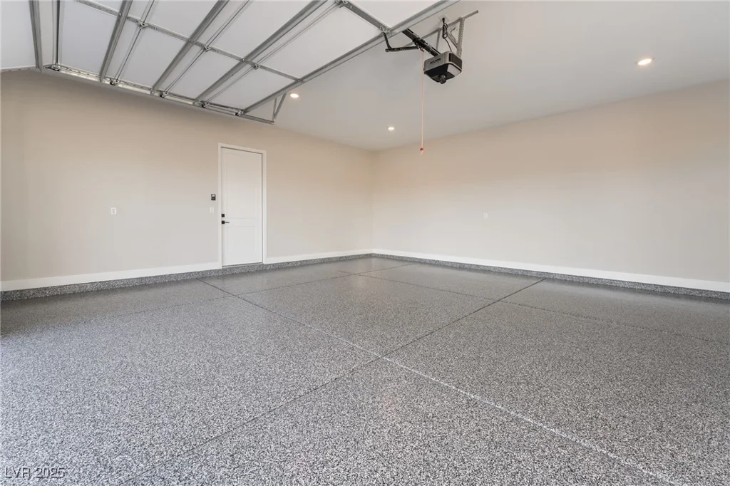 9261 Fountain Creek, Las Vegas, NV 89139