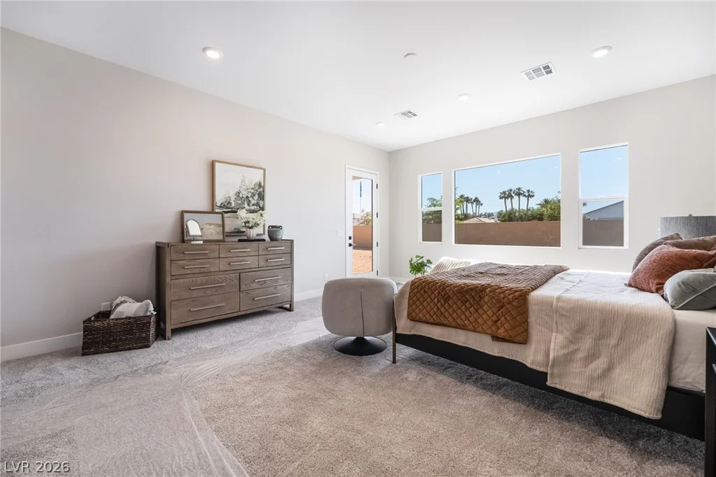 9261 Fountain Creek, Las Vegas, NV 89139