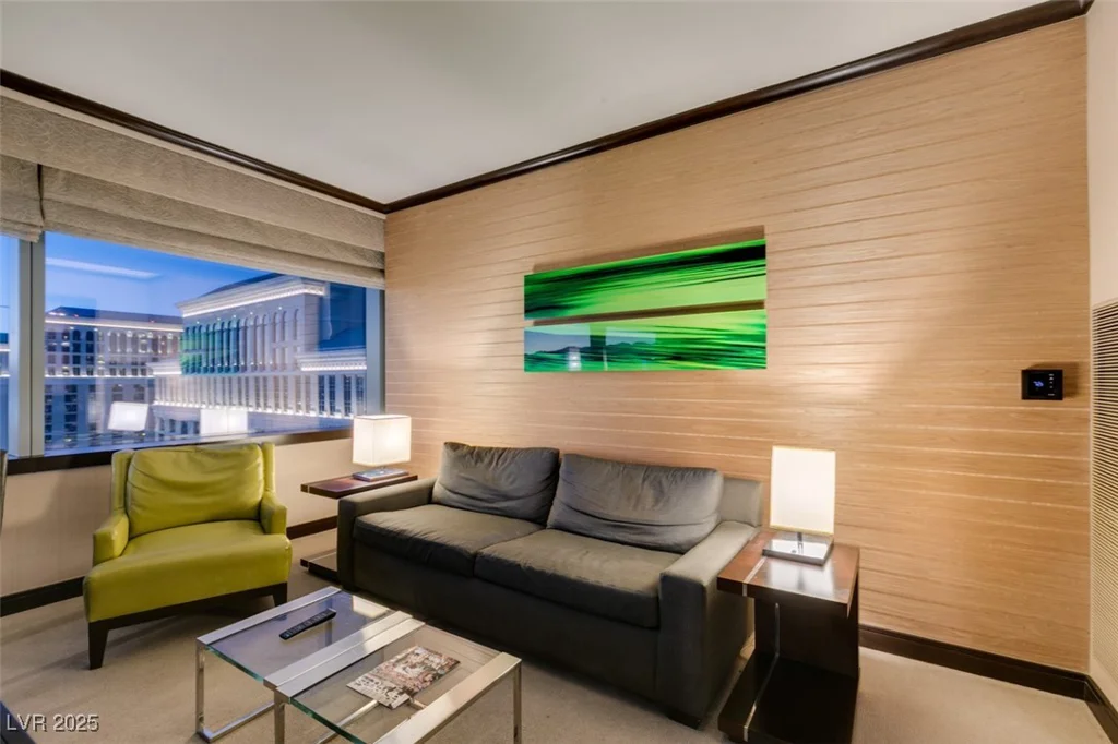 2600 HARMON, Las Vegas, NV 89109