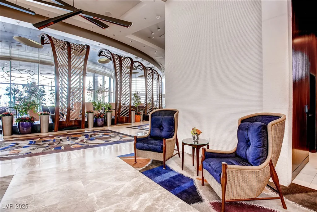 2600 HARMON, Las Vegas, NV 89109