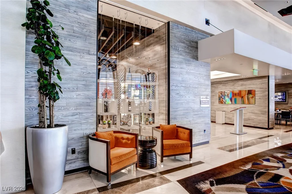 2600 HARMON, Las Vegas, NV 89109