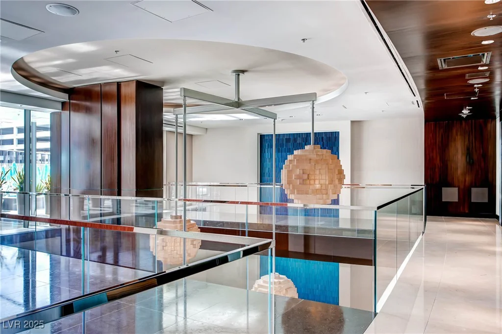 2600 HARMON, Las Vegas, NV 89109