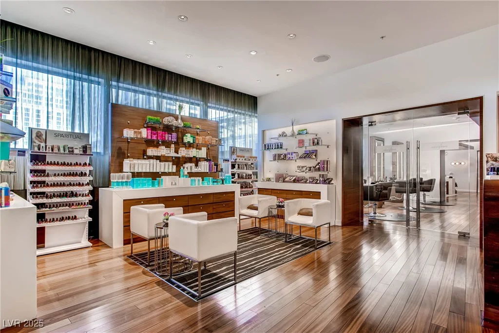2600 HARMON, Las Vegas, NV 89109