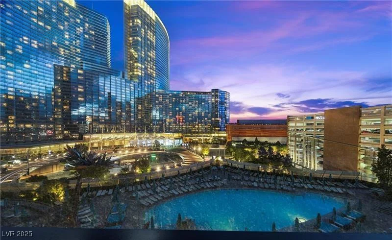 2600 HARMON, Las Vegas, NV 89109