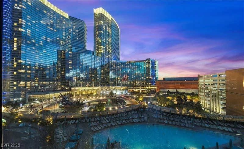 2600 HARMON, Las Vegas, NV 89109