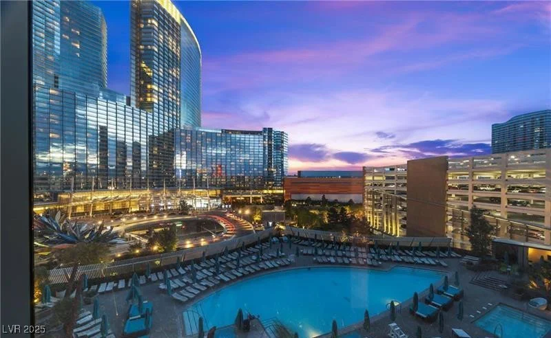 2600 HARMON, Las Vegas, NV 89109